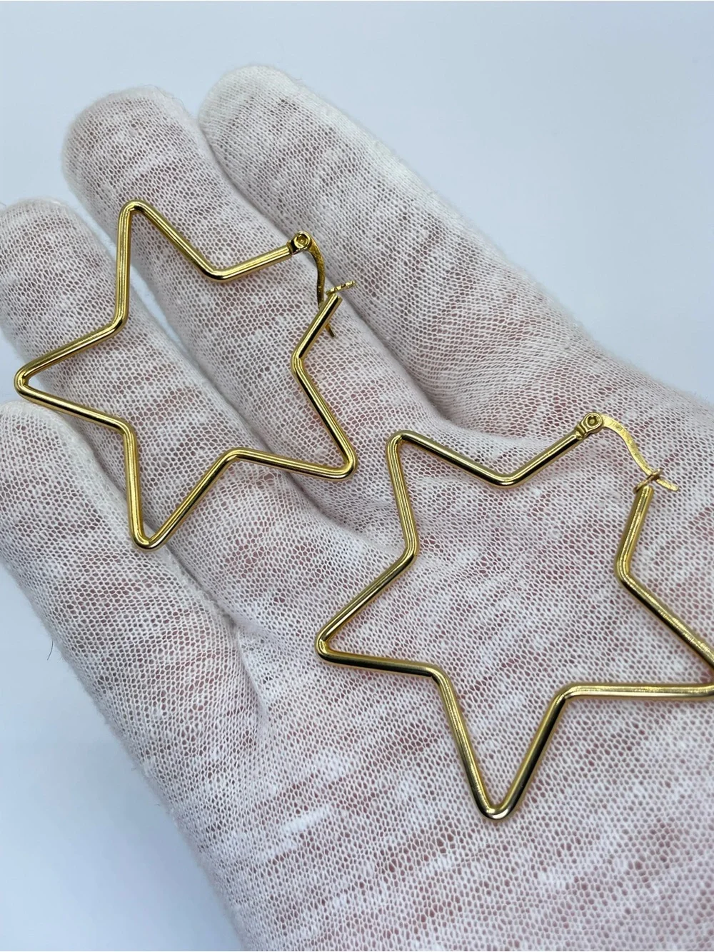 Gold Tone Star Hoop Earrings Geometric Celestial Minimalist Statement